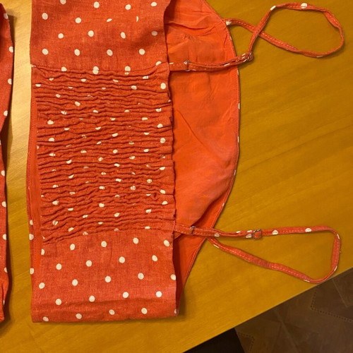 Star Body H orange-red polka dot set like new