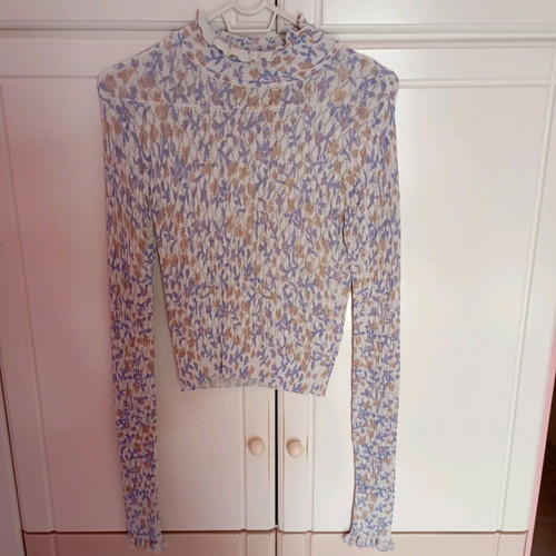 Zara pointelle top like new, thin knitted multicolor