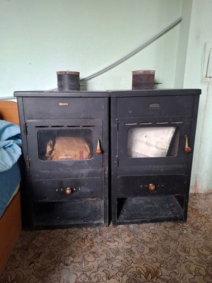 Stoves fireplaces used, set of 3 with blowers