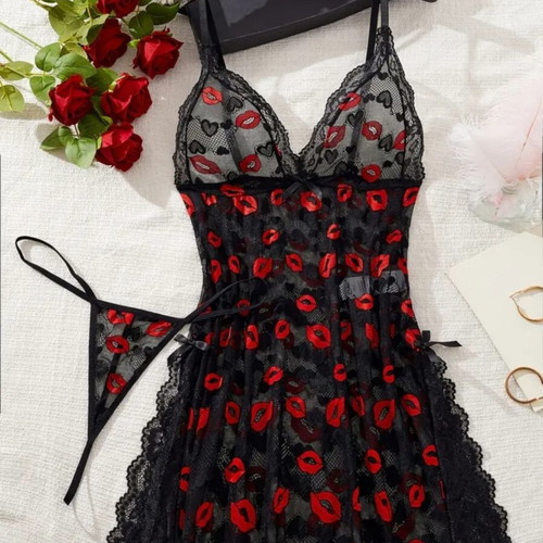 Black lace babydoll with red lips pattern plus size 5XL, new