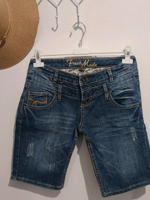 Fresh denim bermuda shorts like new, blue, size S / 36 / 8