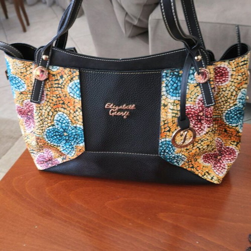 Elizabeth George shoulder bag with colorful butterfly print
