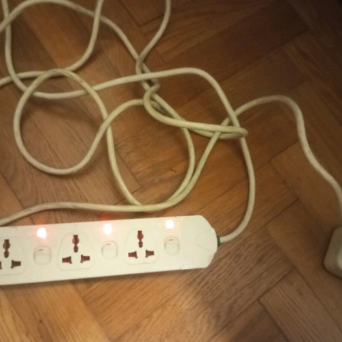 English power strip 3 sockets used with 3-meter cable and USB adapter