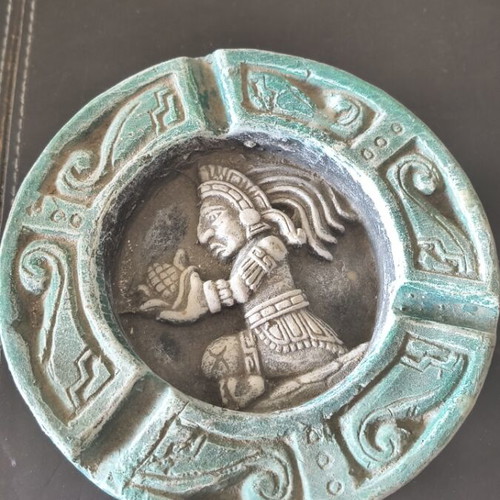 Handmade Mexican ashtray like new, vintage resin with malachite