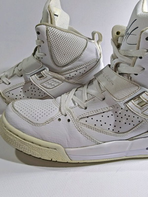 Nike Air Jordan Flight sneakers like new, size 40, white