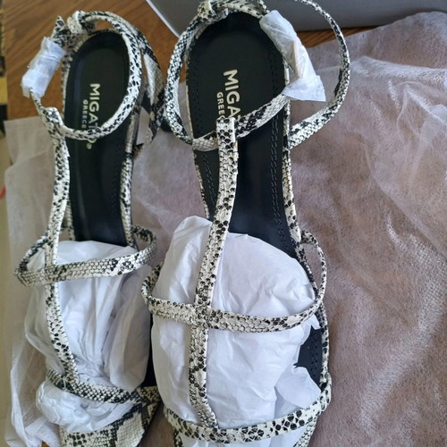 Migato sandals new, size 38
