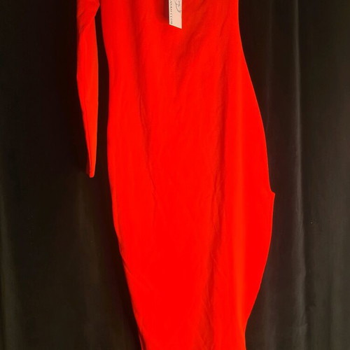 Red Judah Club dress new, elastic, size M