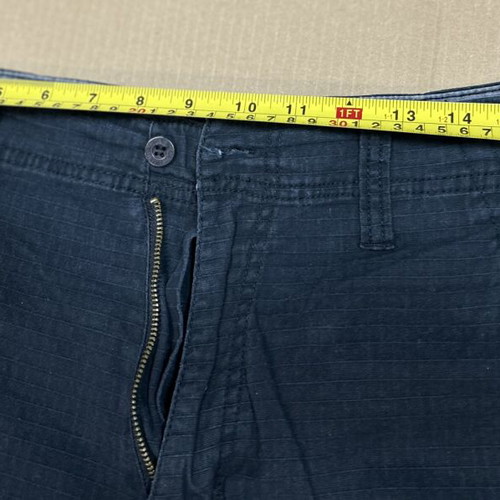 Beverly Hills Polo Club Black Cargo Bermuda Shorts like new, W34