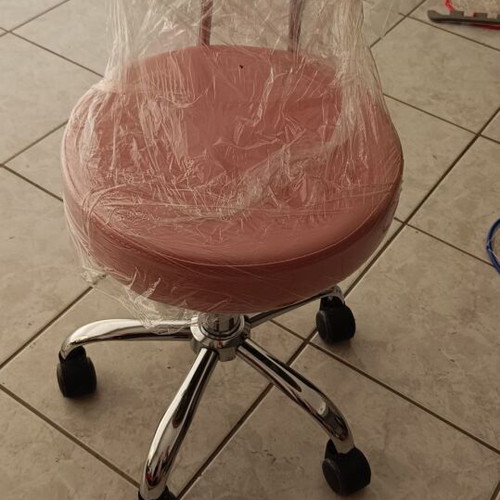 Pink wheeled chair for salon or children's desk like new