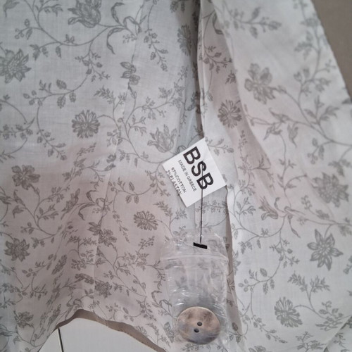 BSB suit set beige like new, jacket size 44, skirt size 40