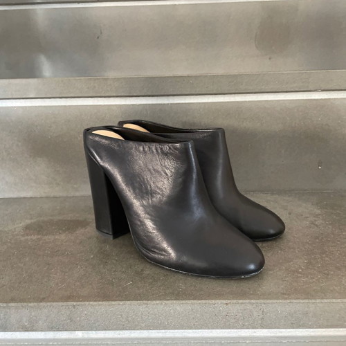 Bata leather pumps used, black, size 38