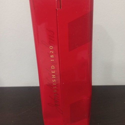 Jhonny Walker empty metal case used