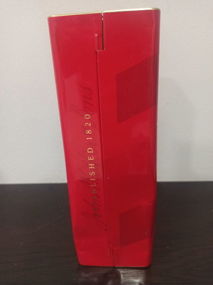 Jhonny Walker empty metal case used