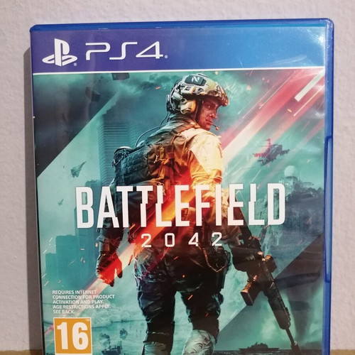 Battlefield 2042 PS4 case used, no game included