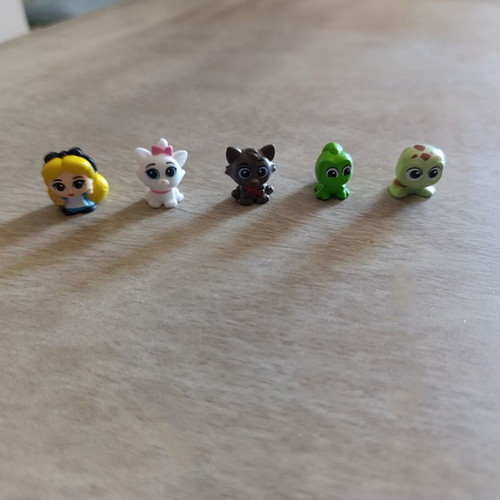Disney Doorables Squishy Figures like new