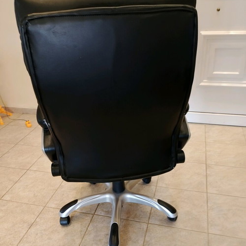 Office chair director used with 3 tears on leather upholstery