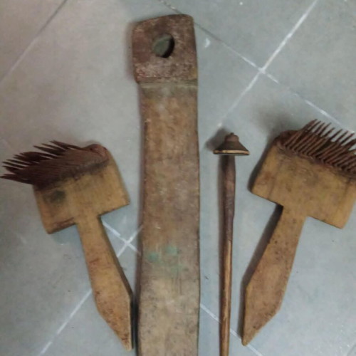 Weaving tools set used, 4 pieces including spindle, 1955 vintage