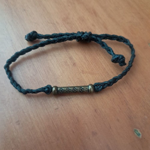 Handmade bracelets black and gold, made to order