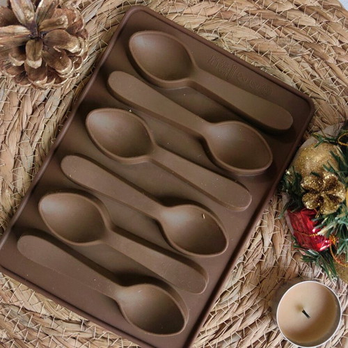 Silicone mold for 6 spoons like new