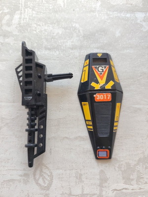 Super Mechanic Fighter Galaxy Robot shield and weapon used