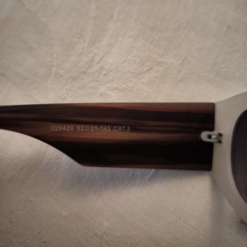 Ukca CE sunglasses in white matte and brown wood effect