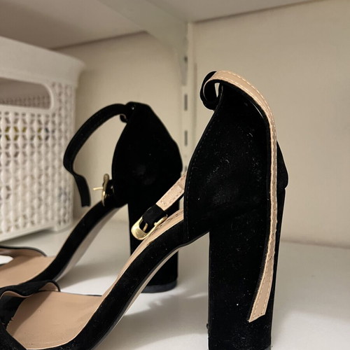 Black platform sandals like new with thick heel size 39