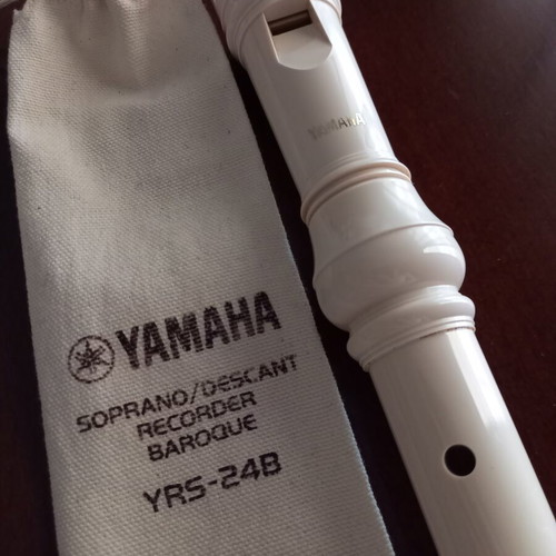 Yamaha recorder used, like new condition