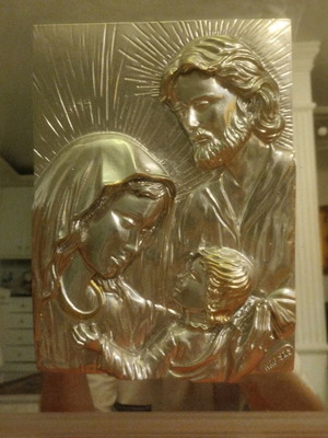 Silver icon used with mirror
