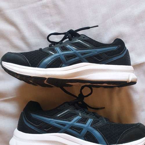 Men's Asics Jolt 3 shoes new, size 41.5, black with blue