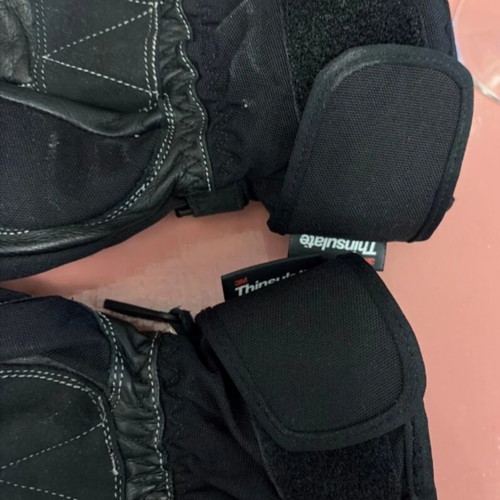 Kevlar motorcycle gloves with Thinsulate lining, new