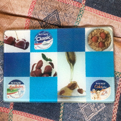 Glass vintage Nounou placemats like new, set of 2, 2002