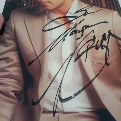 Nikos Vertis collectible autograph card used