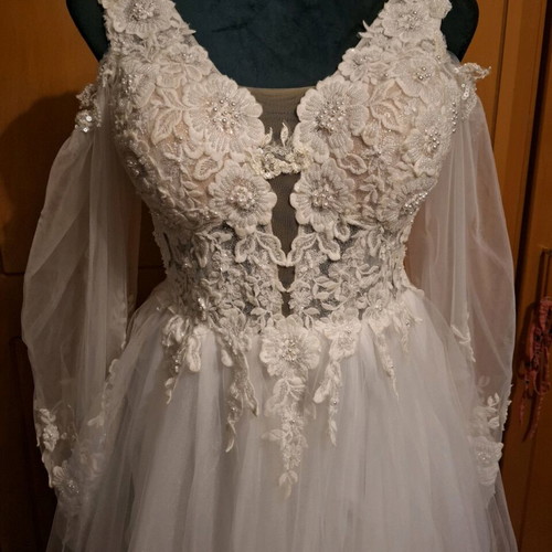 Boho wedding dress white with veil and storage bag, like new, sizes XS-S-M