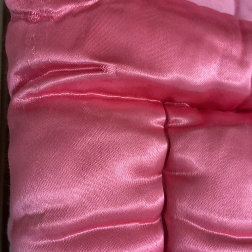 Traditional Handmade Satin Quilt Giorgan new, cotton filling