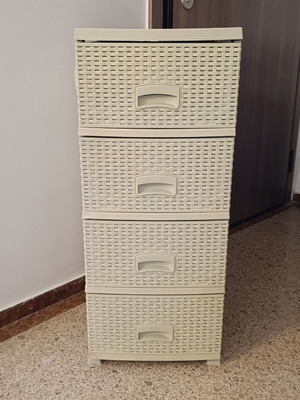 Plastic drawer unit used, dimensions 91x44x37 cm