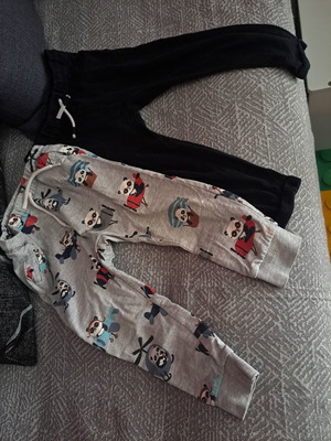 H&M Panda pants with panda and vehicle prints like new, size 24-36