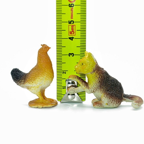 Vintage animal figures 7 pieces like new