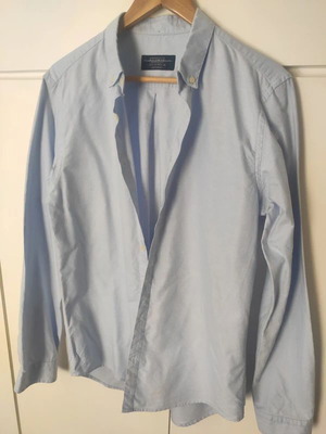 Pull & Bear Shirt size M like new, blue