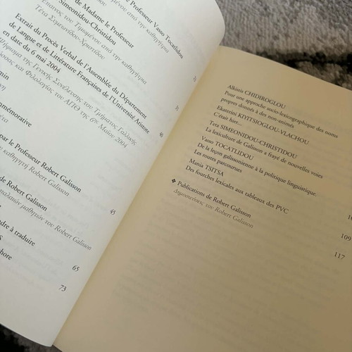 Book Hommage à Robert Galisson like new, in French