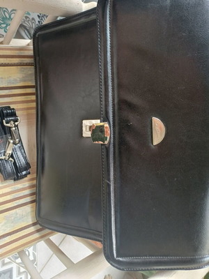 Men's Briefcase with Lock and Shoulder Strap new, black