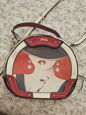 Verde crossbody bag with retro print, black and red