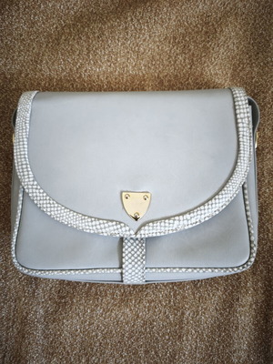 Leather shoulder bag used, gray with adjustable strap