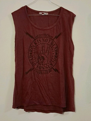 Attrattivo sleeveless blouse cherry red summer like new