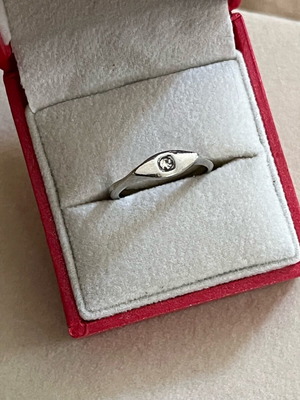 Ring like new, silver