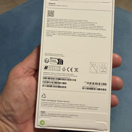 Apple iPhone 17 256GB White new