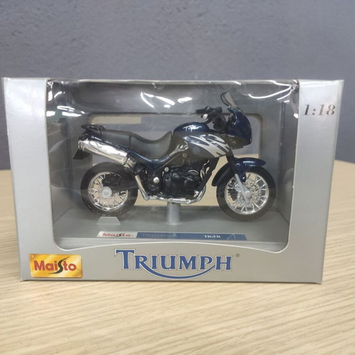 Maisto Triumph Tiger scale model 1/18