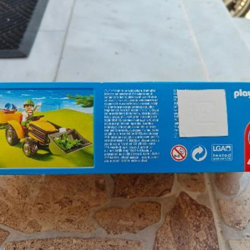 Playmobil Country 4486 Farmer with Small Tractor and Trailer vintage 2004, like new