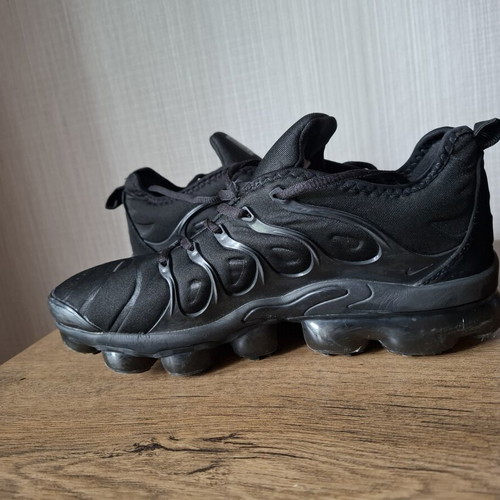 Nike Vapormax Plus sneakers used, size 44