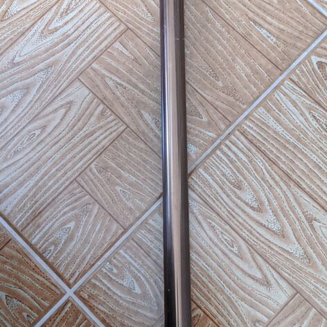 Wooden Walking Cane with Anatomical Handle like new