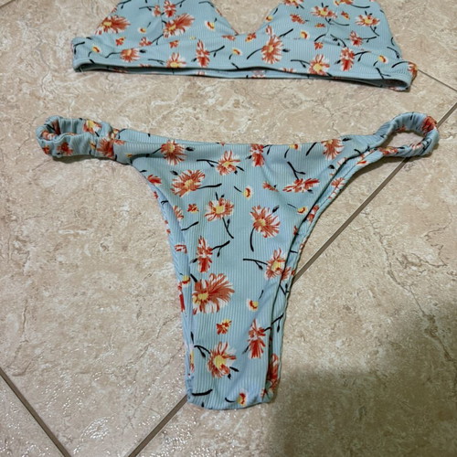 Nikama bikini set medium floral turquoise